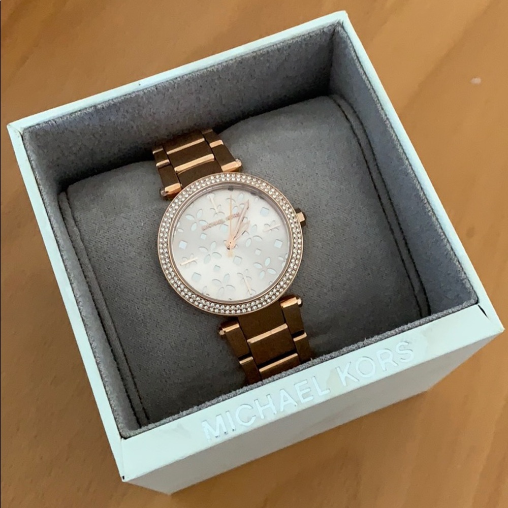 Michael Kors rose gold watch